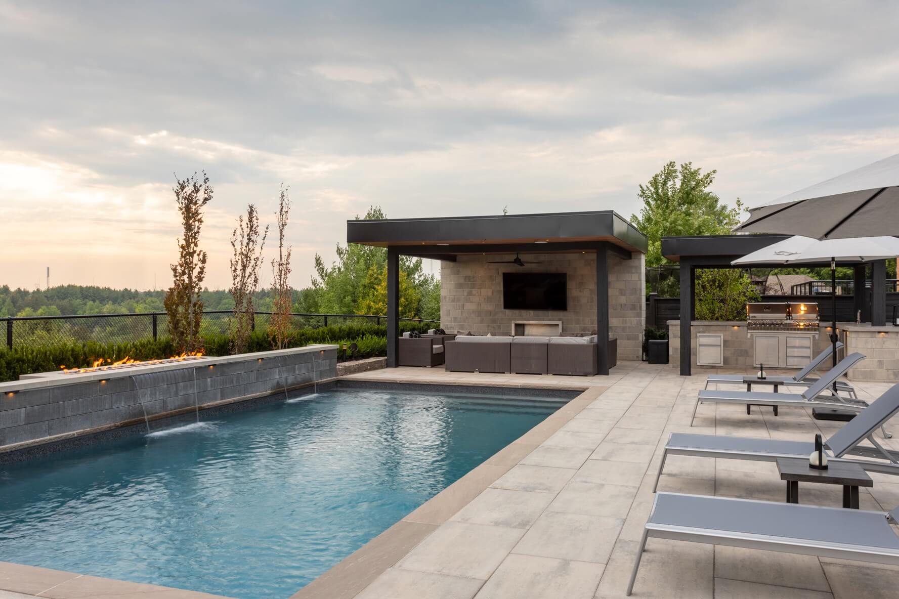 Georgian Design Build Outdoor Oasis