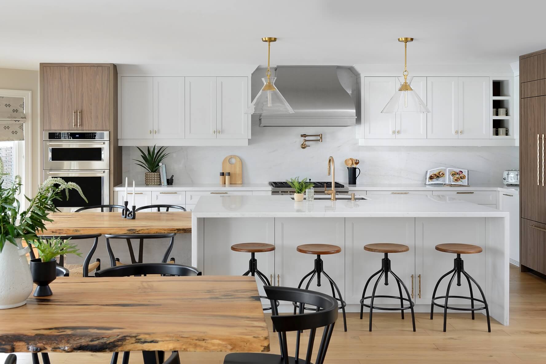 Grand Oaks Main Floor Transformation